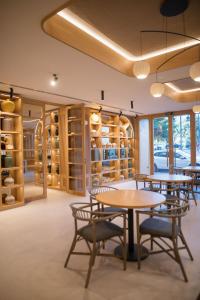 hotel puerta serranos