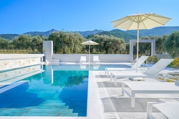 olia thassos luxury apartments