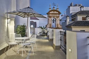 vincci molviedro suites apartments