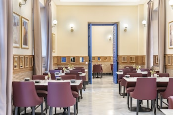 vincci molviedro suites apartments