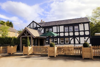The Fenwick Steak & Seafood Pub,,4 star