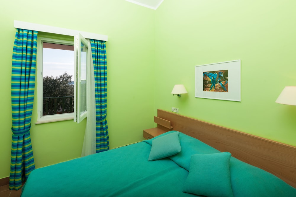 maistra select koversada naturist apartments