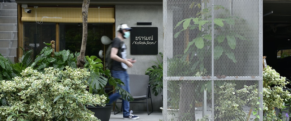 karaarom hotel