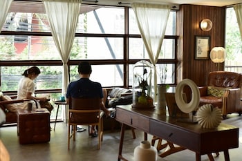 karaarom hotel