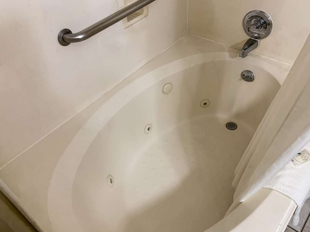 quality suites houston nw cy fair