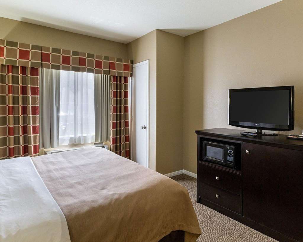 quality suites houston nw cy fair