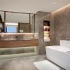 pullman yuxi falcon