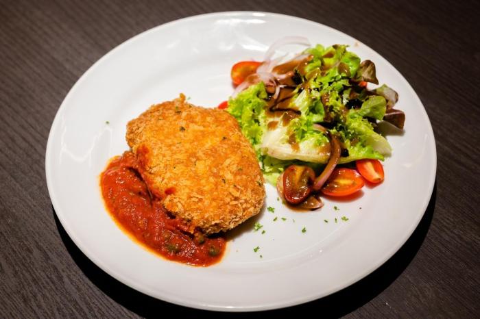 oakwood studios sukhumvit bangkok