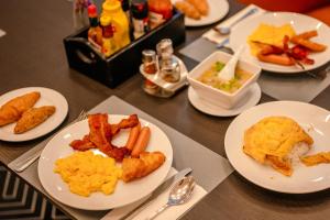 oakwood studios sukhumvit bangkok