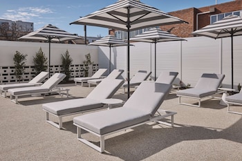 hotel alba adelaide