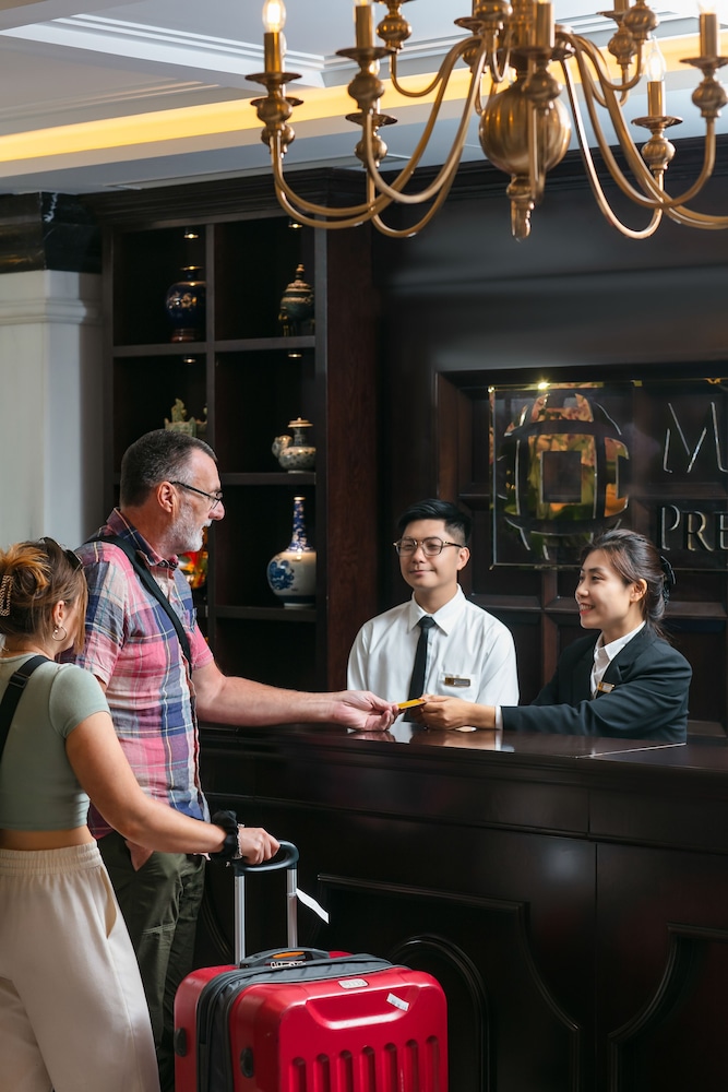 may de ville premier hotel and spa