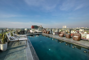 may de ville premier hotel and spa