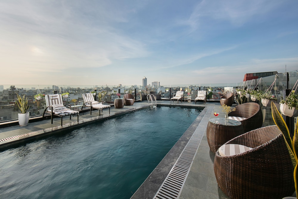 may de ville premier hotel and spa