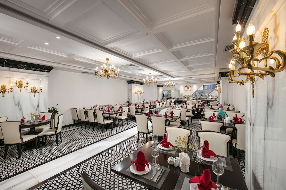 may de ville premier hotel and spa