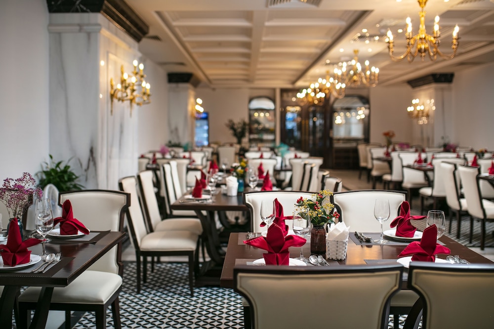 may de ville premier hotel and spa