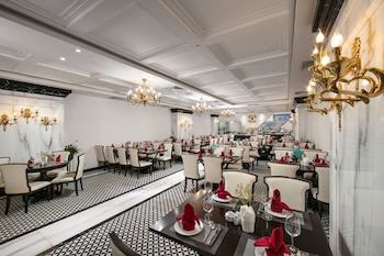 may de ville premier hotel and spa