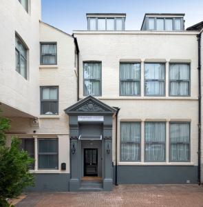 trueman court luxury serviced apartments