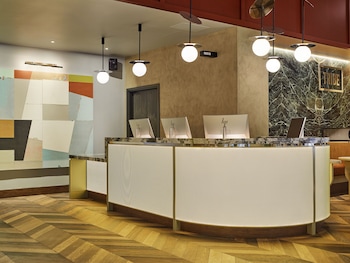 tribe london canary wharf