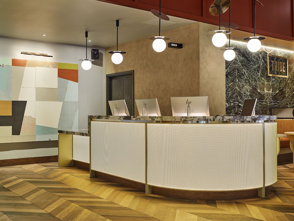 tribe london canary wharf