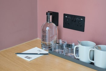 tribe london canary wharf