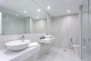 b51 executive flats marbella