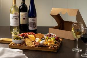 magnolia manor and chapel