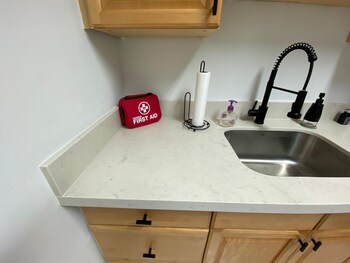 delight retreat apt 4 min walk to beach