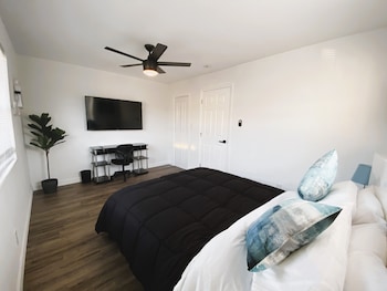 delight retreat apt 4 min walk to beach