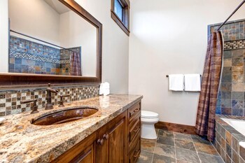 k b m resorts psd 2071 luxury 5bd estate sleeps 14 elevator hot tub gym fire pit