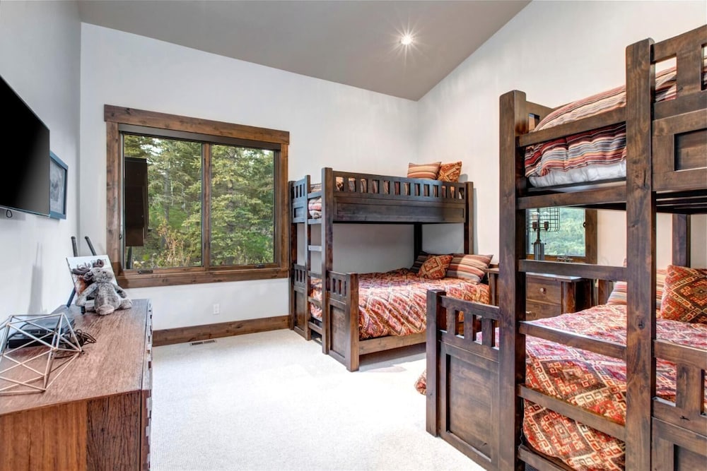 k b m resorts psd 2071 luxury 5bd estate sleeps 14 elevator hot tub gym fire pit