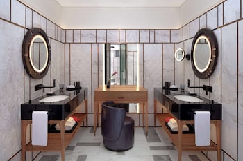 andaz doha