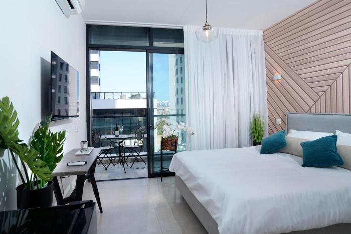 hi yam seaview apartments and suites