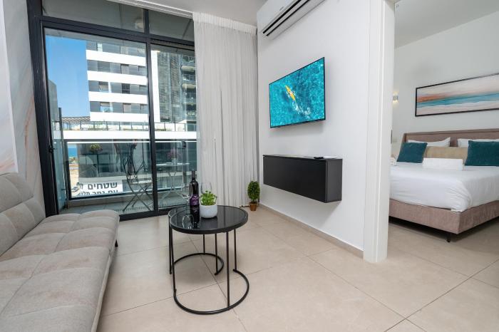 hi yam seaview apartments and suites