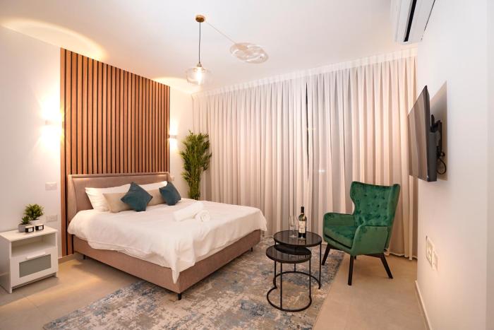 hi yam seaview apartments and suites