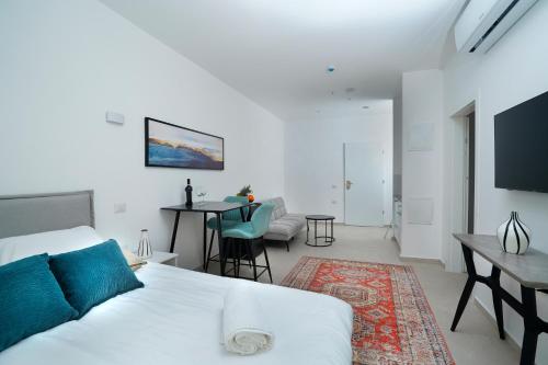 hi yam seaview apartments and suites