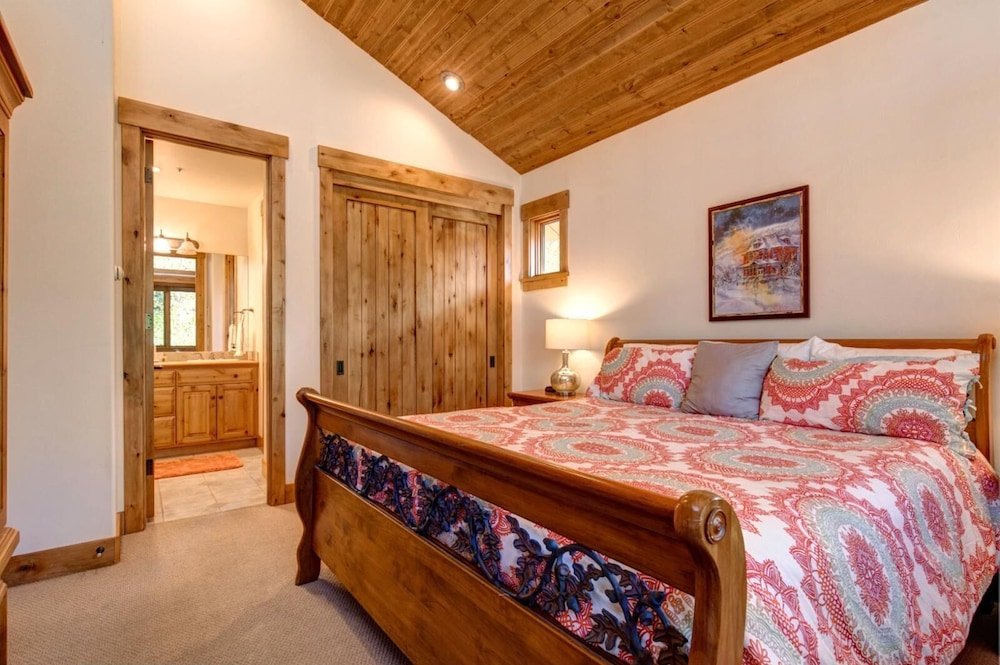 k b m resorts pge 2413 large 3bd chalet deer valley mountain views private hot tub