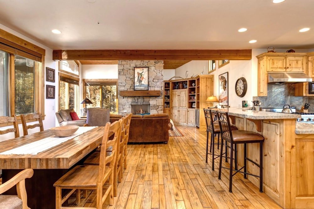 k b m resorts pge 2413 large 3bd chalet deer valley mountain views private hot tub