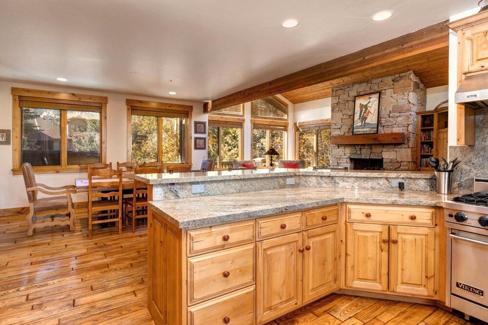 k b m resorts pge 2413 large 3bd chalet deer valley mountain views private hot tub