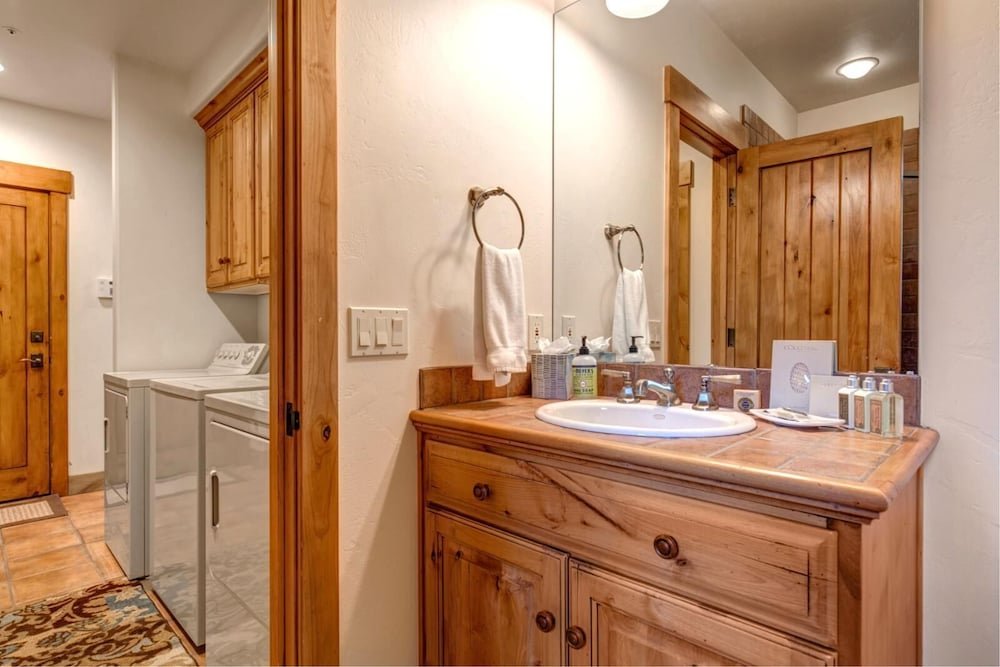 k b m resorts pge 2413 large 3bd chalet deer valley mountain views private hot tub