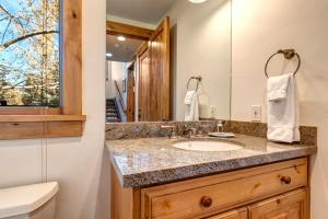 k b m resorts pge 2413 large 3bd chalet deer valley mountain views private hot tub