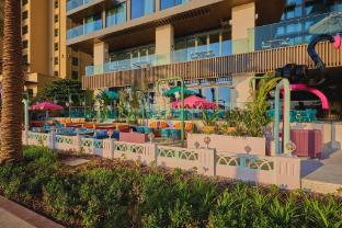 radisson beach resort palm jumeirah