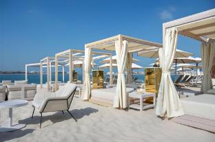 radisson beach resort palm jumeirah