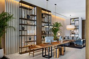 radisson beach resort palm jumeirah