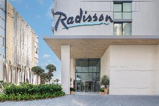 radisson beach resort palm jumeirah