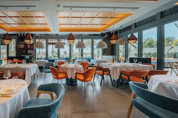 radisson beach resort palm jumeirah