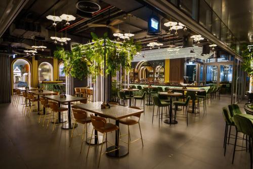 radisson beach resort palm jumeirah