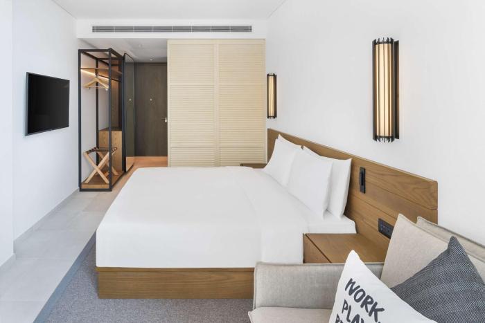 radisson beach resort palm jumeirah