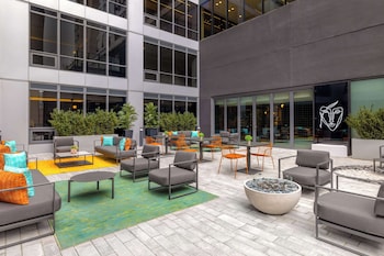 canopy by hilton toronto yorkville