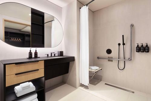 canopy by hilton toronto yorkville