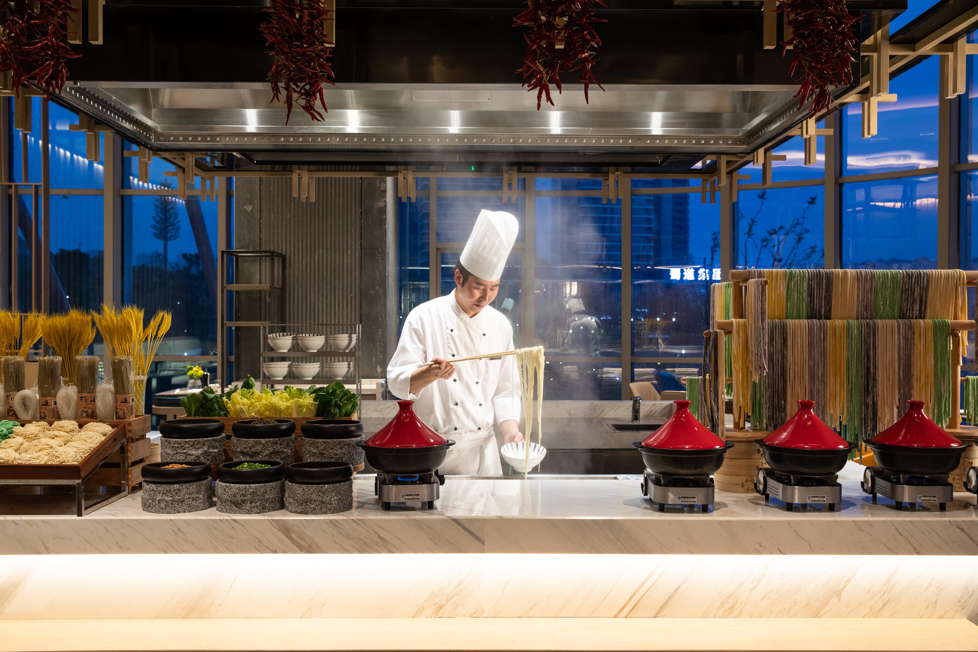 hualuxe yibin an ihg hotel